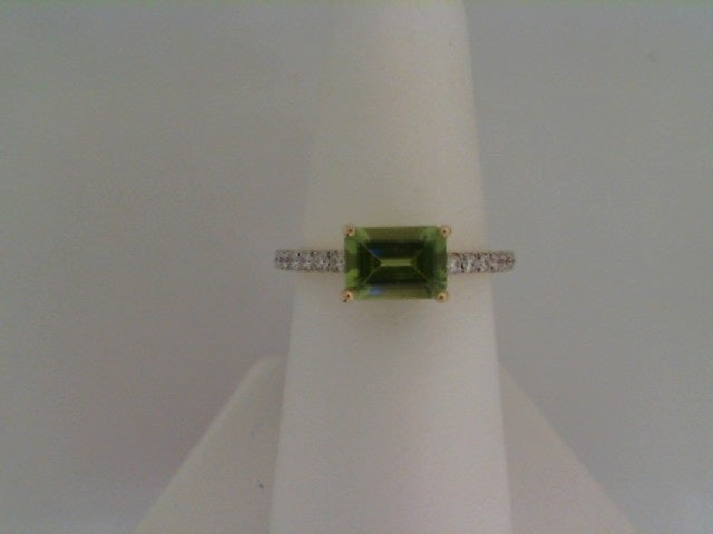 Peridot and Diamond Ring 14k