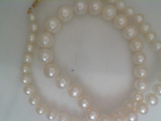 18" Cultured Pearl Necklace, 1